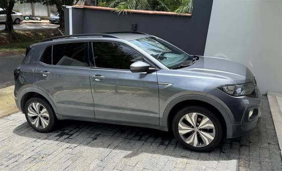 VOLKSWAGEN T-CROSS 1.0 200 TSI TOTAL FLEX COMFORTLINE AUTOMÁTICO VOLKSWAGEN T-CROSS 1.0 200 TSI TOTAL FLEX COMFORTLINE AUTOMÁTICO